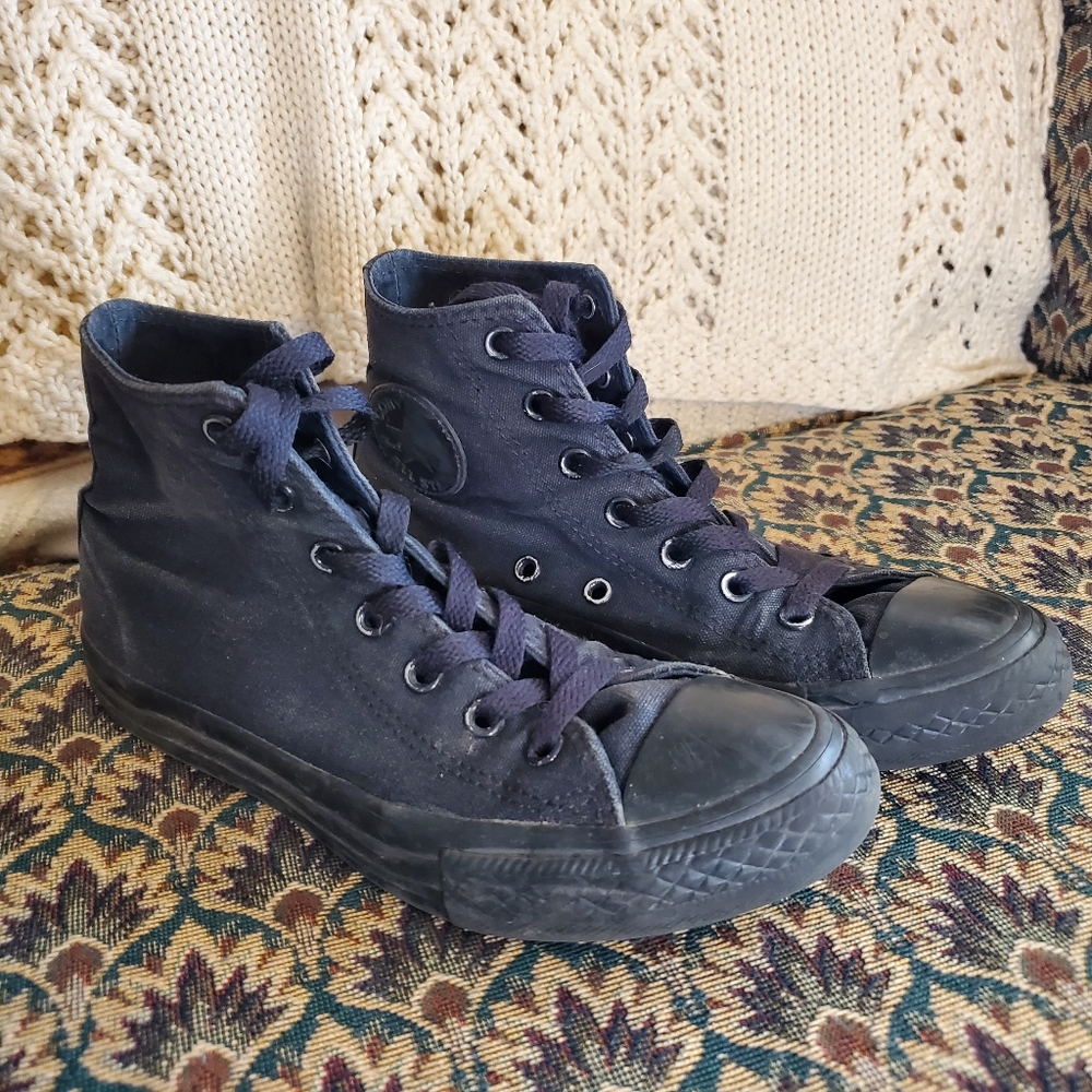 All black Converse